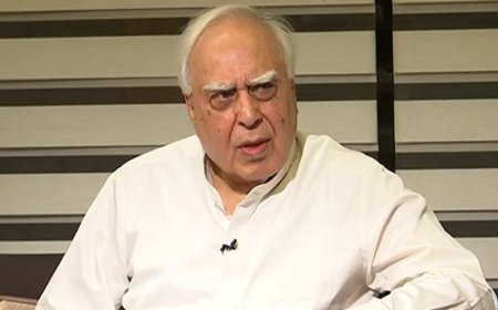 Member of Rajya Sabha Kapil Sibal says 'Atique  and Ashraf's death is an 'art of elimination'
