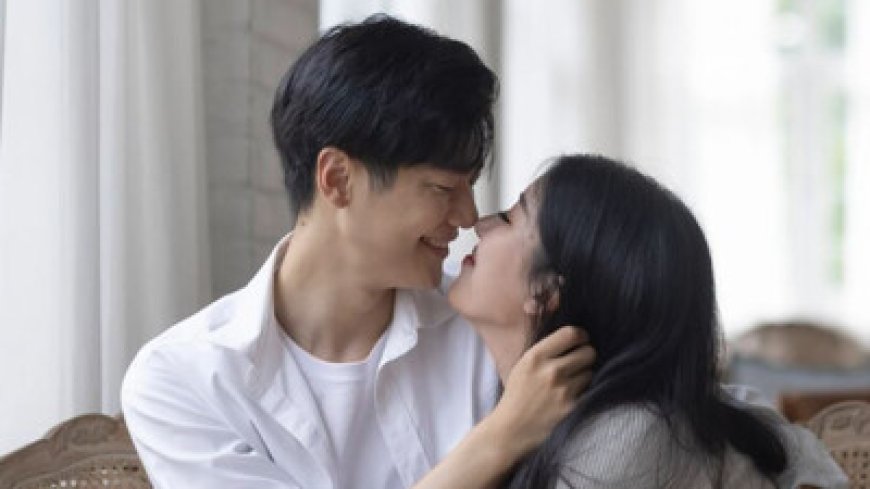 China's college gives 7 days of romance break to students as birth rate plummets