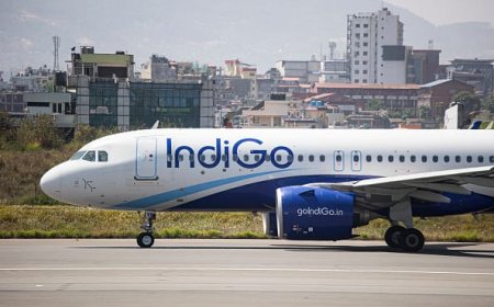 The Life of 100 passengers stuck in indiGo flight, the plane touched the runway and landed again