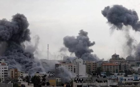 Israeli attack on people carrying food in Gaza, 10 Palestinians killed and 40 injured; two hospitals were also bombed