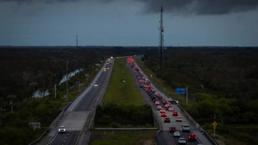 A devastating storm is coming to wreak havoc in America; 2100 flights cancelled, Biden postpones foreign travel, gives a big order to 10 lakh people