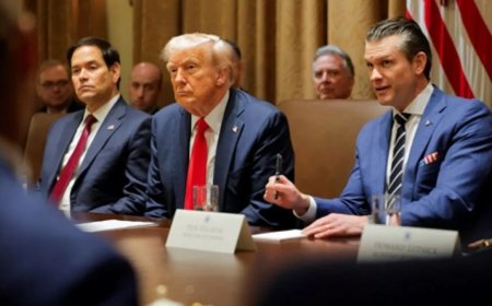 Journalists from these news agencies including Reuters banned from attending Donald Trump's cabinet meeting, what is the President's plan?