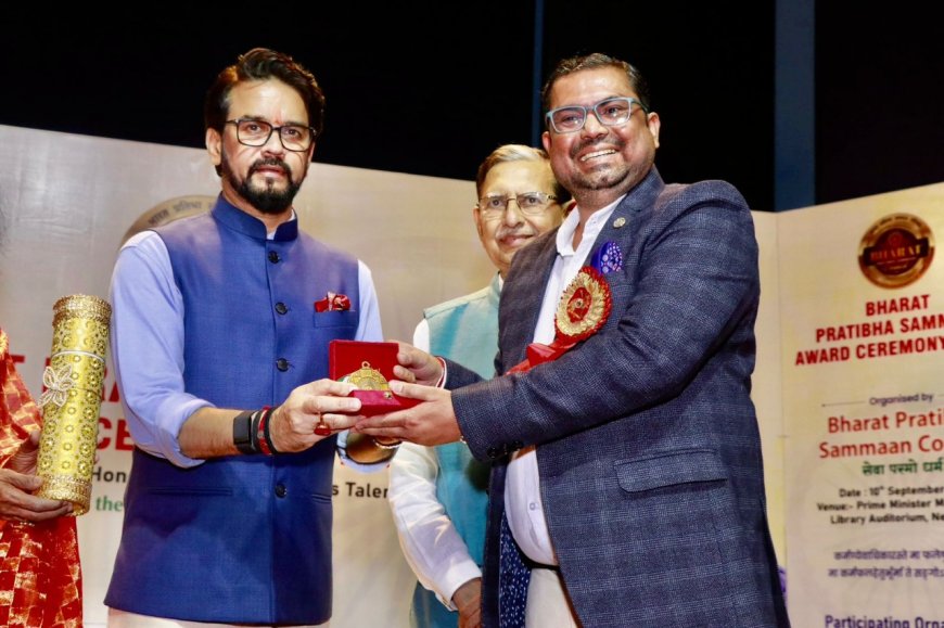 The Solar Man of India: Dr. Sachin Shigwan and Green India Initiative Shine with Two Prestigious Awards