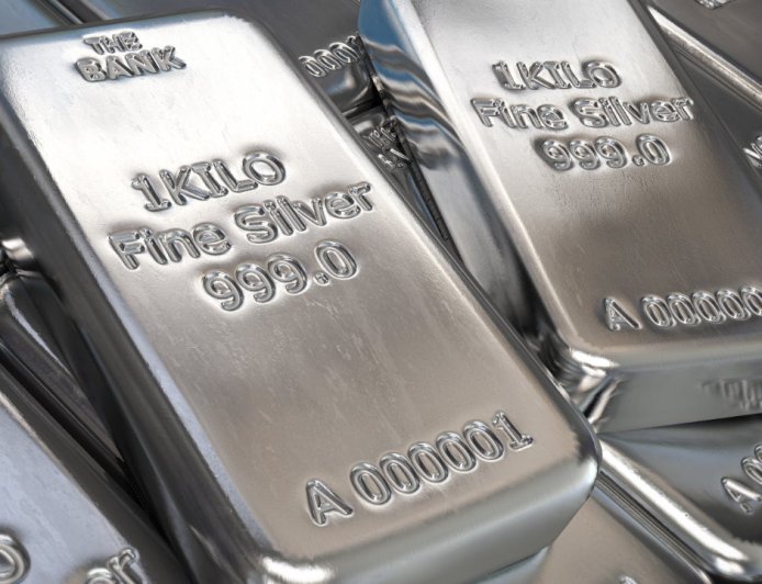 Silver Price Hike: Silver prices surged by ₹20,000 in one fell swoop; why did the price rise? Experts explain 3 reasons.