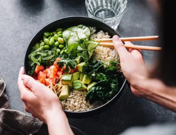 A diet rich in fiber can help prevent colorectal cancer, a big claim in research
